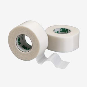 Medical Tape 3M™ Durapore™ High Adhesion Silk-Like Cloth 1 Inch X 10 Yard White NonSterile
